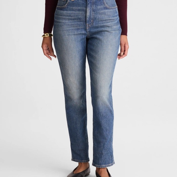 Madewell Curvy Vintage Straight Leg Jeans in Blue - Picture 5 of 5